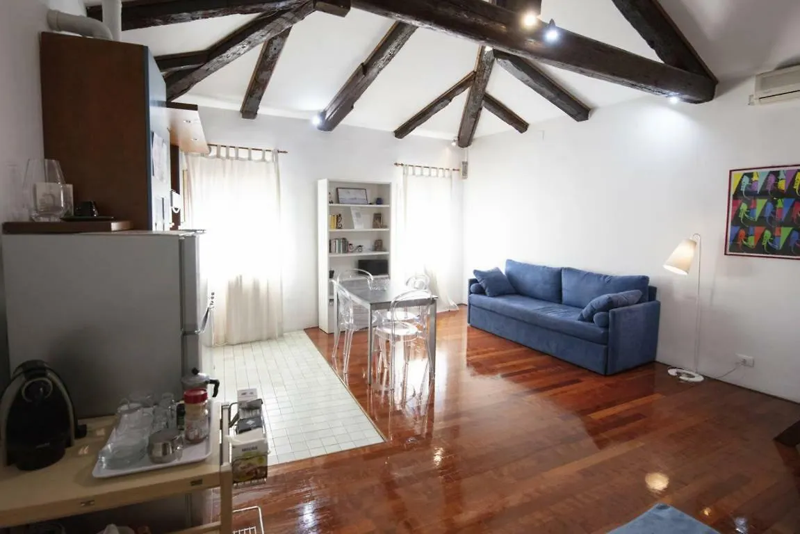 Appartamento Nel Cuore Di Venezia 0*, Venice Italy